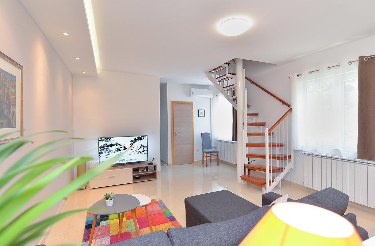 Apartments Olivera 1726 Πούλα Εξωτερικό φωτογραφία